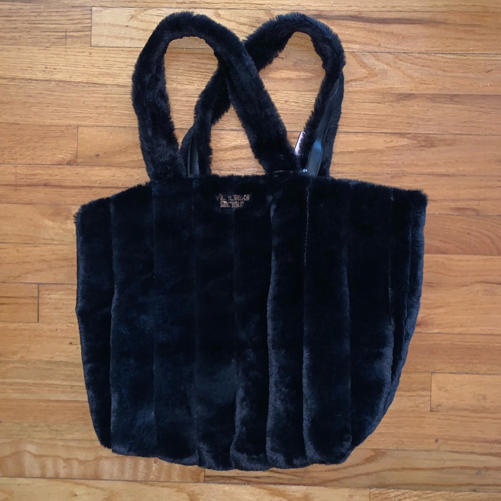 Black Fluffy VS Purse
